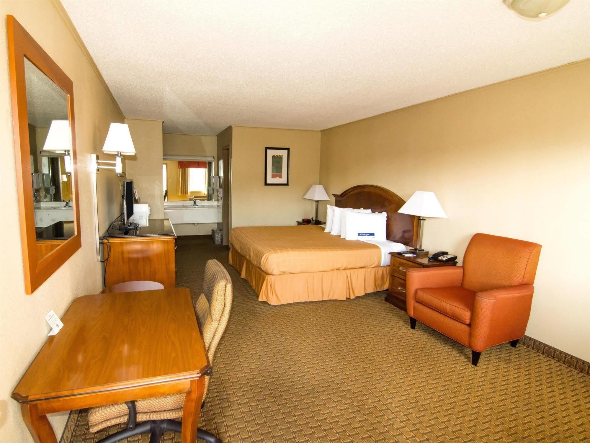 Red Roof Inn Buffalo, Tx Luaran gambar